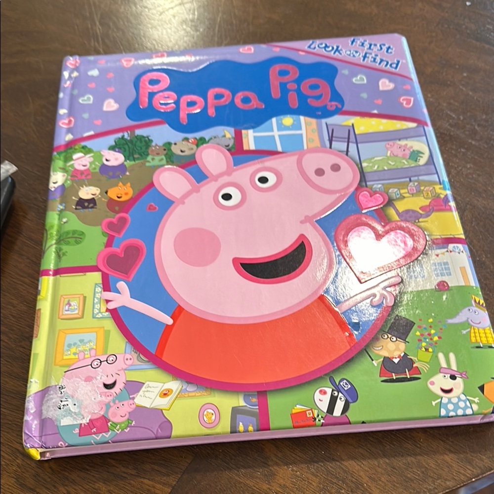 Peppa Pig First Look and Find Book